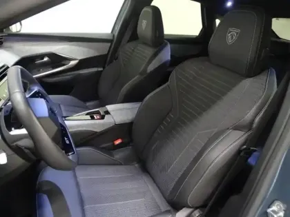 Photo 9 Peugeot 3008  1.2 Hybrid 136ch GT e-DCS6