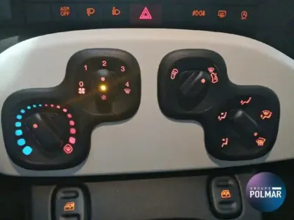 Photo 29 Fiat Panda  Pandina 1.0 65ch BSG S&S Cross