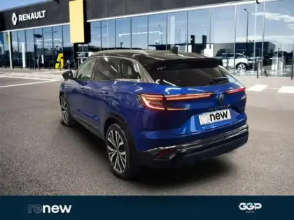 Photo 3 Renault Austral  1.2 E-Tech full hybrid 200ch Iconic- 24