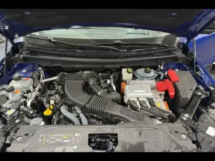 Photo 14 Renault Austral  1.2 E-Tech full hybrid 200ch Iconic- 24