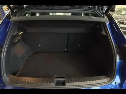 Photo 11 Renault Austral  1.2 E-Tech full hybrid 200ch Iconic- 24