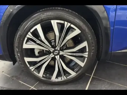 Photo 12 Renault Austral  1.2 E-Tech full hybrid 200ch Iconic- 24