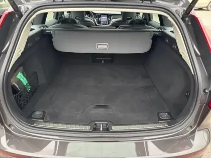 Photo 7 Volvo V60  B4 197ch Ultra Style Dark DCT 7