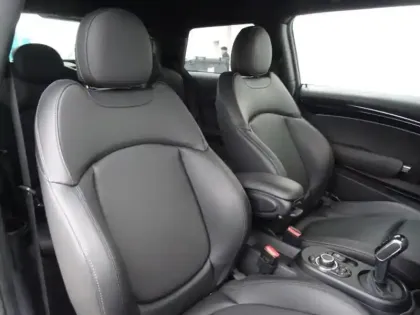 Photo 8 Mini Mini  Cooper SE 184ch Edition Premium BVA 5CV