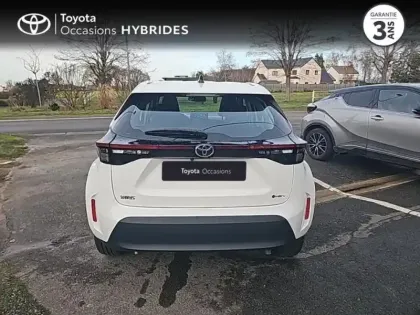 Photo 3 Toyota Yaris  Cross 116h Dynamic MY25