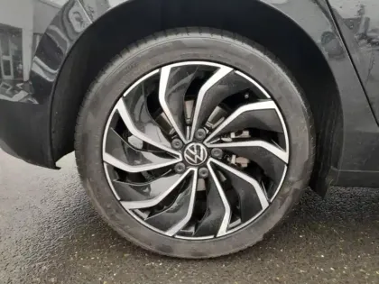 Photo 11 Volkswagen Golf  1.5 eTSI OPF 150ch Style DSG7