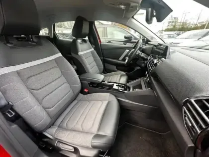 Photo 11 Citroën C4  PureTech 130ch S&S Shine EAT8