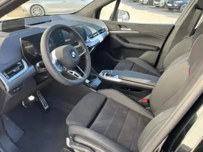 Photo 3 BMW Serie 2 Série 2 ActiveTourer 220i 170ch M Sport DKG7