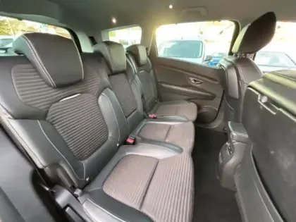 Photo 11 Renault Grand Scenic  1.3 TCe 140ch FAP Business Intens EDC 7 places