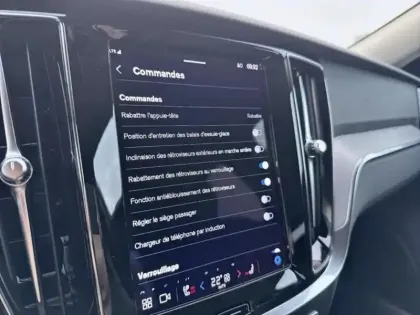 Photo 8 Volvo V60  Cross Country B4 AWD 197ch Pro Geartronic 8