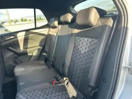 Photo 16 Volkswagen T-cross  1.0 TSI 116ch R-Line Edition DSG7