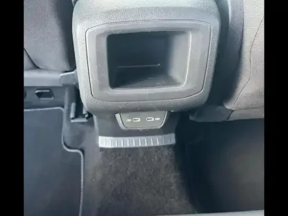 Photo 17 Volkswagen T-cross  1.0 TSI 116ch R-Line Edition DSG7