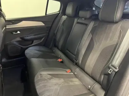 Photo 10 Peugeot 408  PHEV 225ch GT e-EAT8