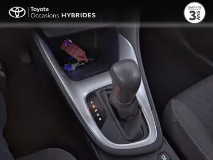 Photo 11 Toyota Yaris  116h Design 5p