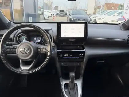 Photo 10 Toyota Yaris Hybride 116h Design