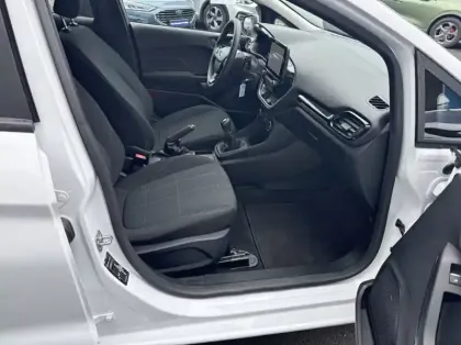 Photo 26 Ford Fiesta 1.1 75ch Connect Business Nav 5p