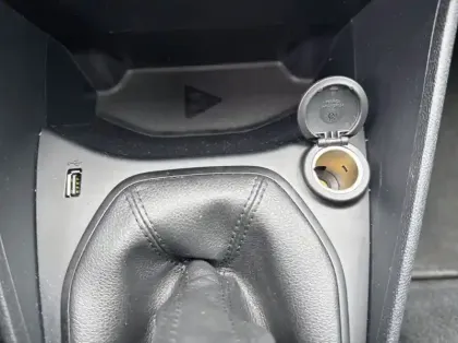 Photo 21 Ford Fiesta 1.1 75ch Connect Business Nav 5p