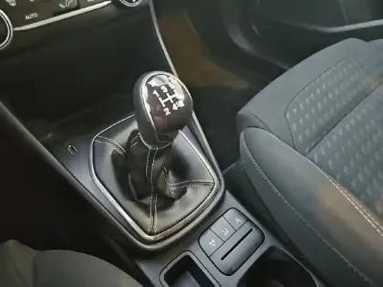 Photo 7 Ford Fiesta 1.1 75ch Titanium Business 5p