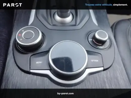 Photo 14 Alfa Romeo Stelvio 2.2 Diesel 190ch Executive Q4 AT8 MY19