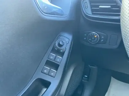 Photo 5 Ford Puma 1.0 EcoBoost 125ch S&amp;S mHEV ST-Line Powershift