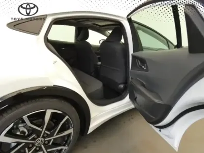 Photo 18 Toyota Prius Hybride Rechargeable 223ch Design TOIT PANOR