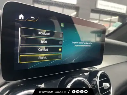 Photo 20 Mercedes Classe GLC SUV 300de 4MATIC AMG Line