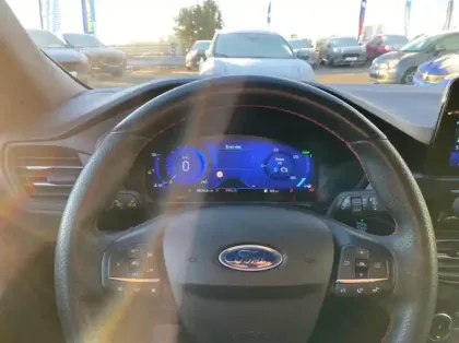 Photo 6 Ford Kuga 2.5 Duratec 190ch FHEV E85 ST-Line BVA