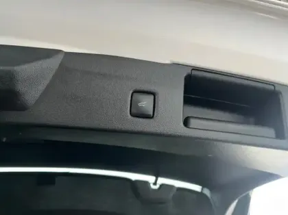 Photo 16 Ford Kuga 2.5 Duratec 190ch FHEV E85 ST-Line Business BVA