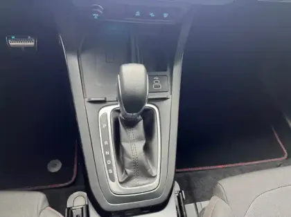 Photo 7 Ford Puma 1.0 EcoBoost Hybrid 125ch ST-Line S&amp;S Powershift