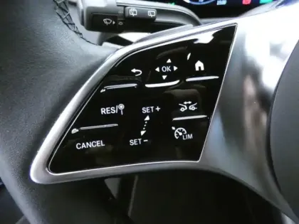 Photo 13 Mercedes GLA Gén. II (H247) Ph2 Progressive Line 5