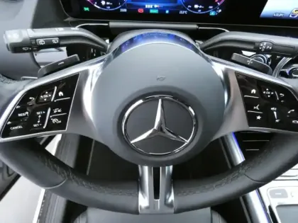 Photo 33 Mercedes GLA Gén. II (H247) Ph2 Progressive Line 5