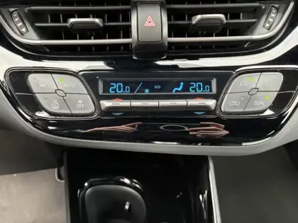 Photo 16 Toyota C-HR 184h Edition