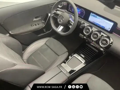 Photo 21 Mercedes Classe A 200 AMG Line