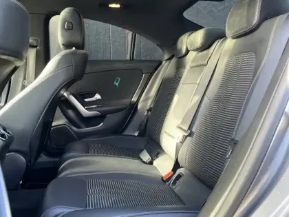 Photo 16 Mercedes CLA Coupé 250 e Business Line