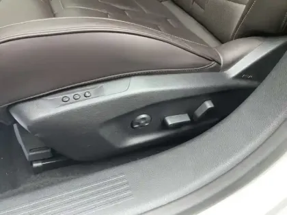 Photo 25 DS DS 4 Nouvelle BlueHDi 130 EAT8 Opera