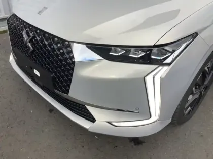 Photo 27 DS DS 4 Nouvelle BlueHDi 130 EAT8 Opera