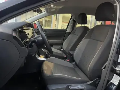 Photo 17 Volkswagen Taigo 1.0 TSI 110 BVM6 LIFE