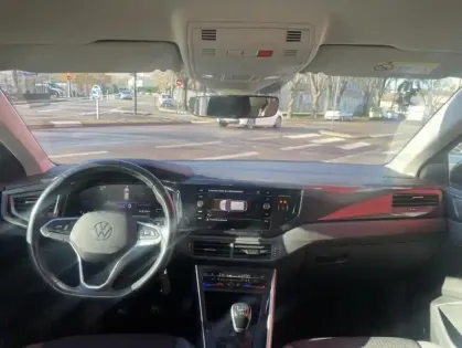 Photo 5 Volkswagen Taigo 1.0 TSI 110 BVM6 LIFE