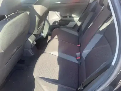 Photo 6 Volkswagen Taigo 1.0 TSI 110 BVM6 LIFE