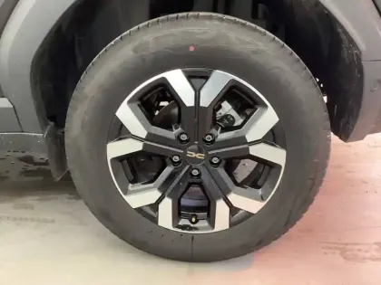 Photo 8 Dacia Duster  Hybrid 140