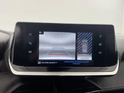 Photo 57 Peugeot 2008  PureTech 100 S&S BVM6