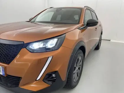 Photo 55 Peugeot 2008  PureTech 100 S&S BVM6