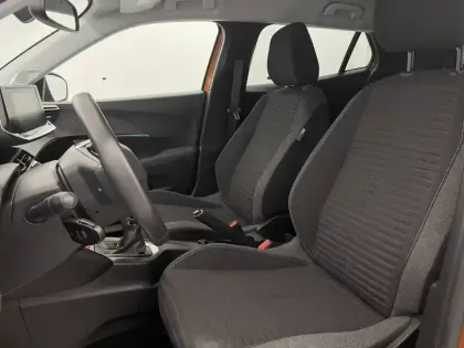 Photo 77 Peugeot 2008  PureTech 100 S&S BVM6