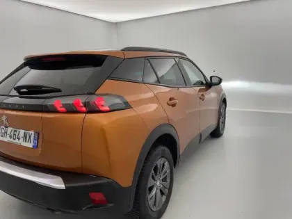 Photo 30 Peugeot 2008  PureTech 100 S&S BVM6