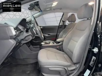 Photo 8 Hyundai Ioniq  Electric 136 ch