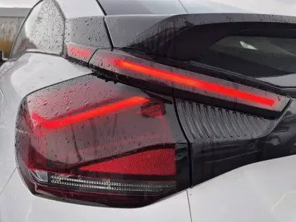 Photo 16 Citroën C4  PureTech 130 S&S BVM6