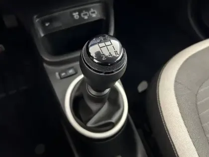 Photo 21 Renault Twingo  III SCe 65