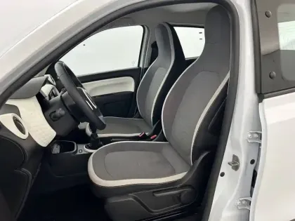 Photo 17 Renault Twingo  III SCe 65