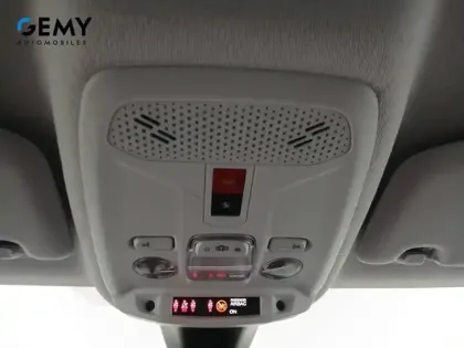 Photo 32 Peugeot 208  PureTech 75 S&S BVM5