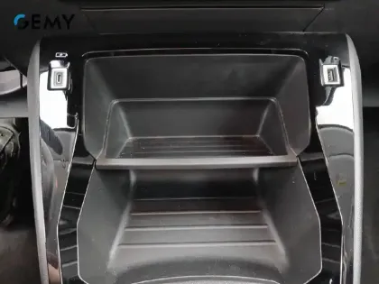 Photo 35 Peugeot 208  PureTech 75 S&S BVM5